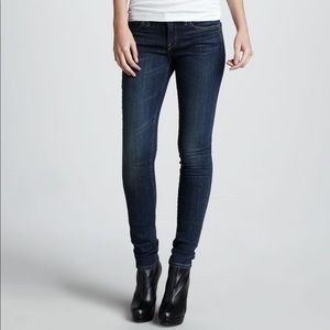 Vince Dylan classic dark jeans like new